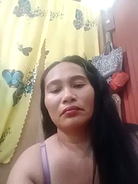 Queenslay online show from June 14, 2026, 5:52 am