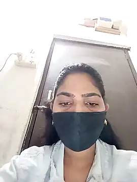 savita97567 online show from June 6, 2026, 11:32 pm