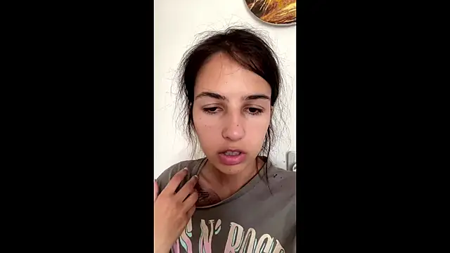 Snapshot of SindyKay chatting on June 22, 2026, 5:04 am SindyKay online show from June 22, 2026, 5:04 am