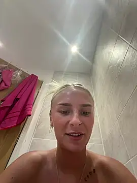 Snapshot of Millymae_ chatting on June 29, 2026, 7:02 pm Millymae online show from June 29, 2026, 7:02 pm