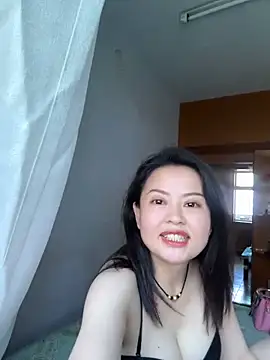 xxiaxia-2026 online show from June 18, 2026, 4:22 am