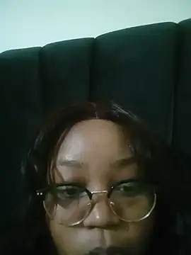 Bunnieh online show from May 30, 2026, 3:17 pm