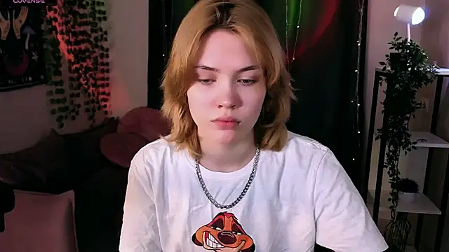 Snapshot of Milena_Stasym chatting on June 19, 2026, 6:08 am Milena Stasym online show from June 19, 2026, 6:08 am