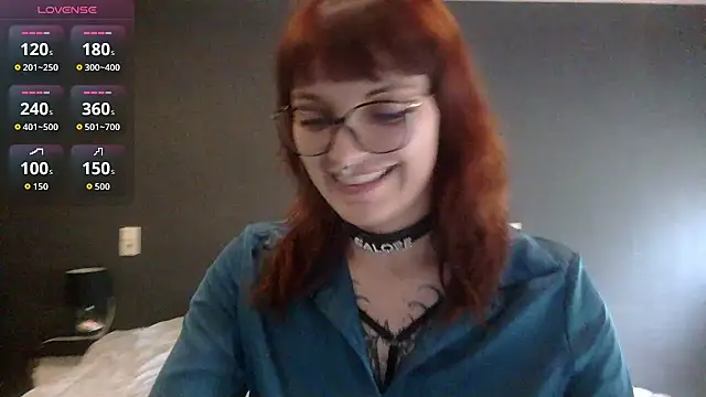 Roxane Bloodycherry online show from June 18, 2026, 4:23 pm