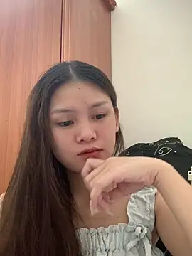 Weevi10 online show from June 10, 2026, 12:17 pm