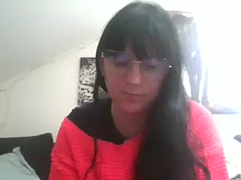 Snapshot of sexujuly88 chatting on February 7, 2025, 9:47 am sexujuly88 online show from February 7, 2025, 9:47 am