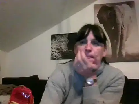 Snapshot of sexujuly88 chatting on September 26, 2025, 9:10 pm sexujuly88 online show from September 26, 2025, 9:10 pm