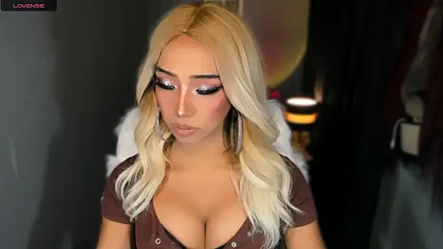 Attractive Goddess Isla online show from June 13, 2026, 1:20 pm