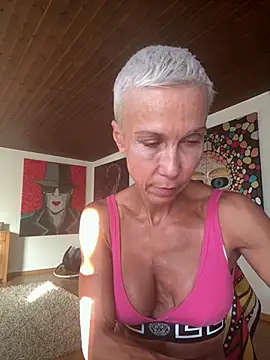 GymQueenCarmen online show from July 25, 2026, 5:26 am