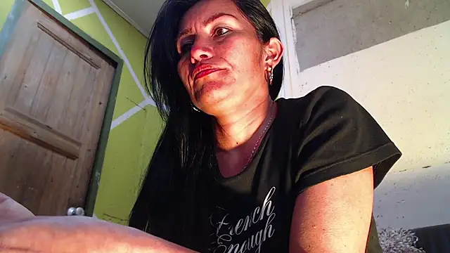 Nicolsweet  online show from July 4, 2026, 3:46 am