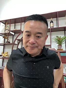 Snapshot of woailllll chatting on June 6, 2026, 3:12 am woailllll online show from June 6, 2026, 3:12 am