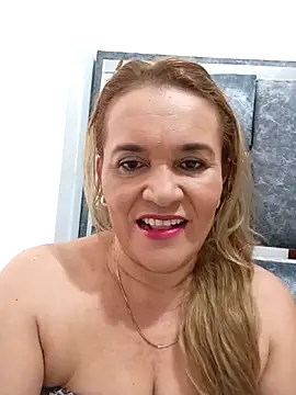 Sara hilton02 online show from June 12, 2026, 1:31 pm