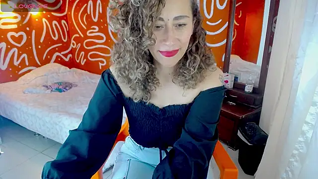 Snapshot of afrodita_marin chatting on July 17, 2026, 7:11 pm afrodita marin online show from July 17, 2026, 7:11 pm