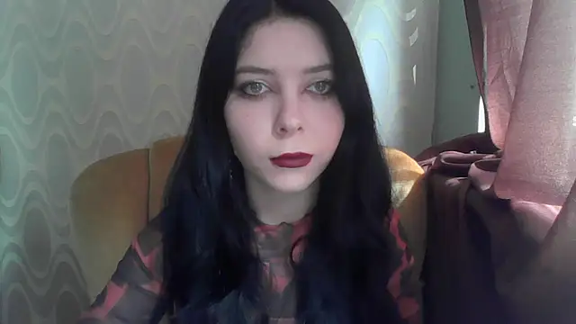 Snapshot of RileyTight chatting on June 18, 2026, 8:24 am RileyTight online show from June 18, 2026, 8:24 am