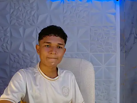 davexxx  online show from June 18, 2026, 1:48 am
