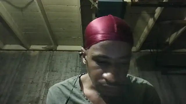 Snapshot of Leo99842 chatting on June 10, 2026, 2:46 am Leo99842 online show from June 10, 2026, 2:46 am