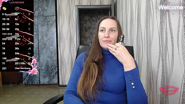 Snapshot of Yevgeshka-Milashka chatting on October 7, 2025, 6:25 am Yevgeshka-Milashka online show from October 7, 2025, 6:25 am