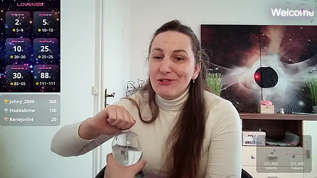 Snapshot of Yevgeshka-Milashka chatting on March 1, 2025, 10:45 am Yevgeshka-Milashka online show from March 1, 2025, 10:45 am