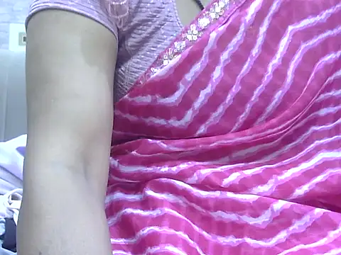 Snapshot of hey_darling_ chatting on June 25, 2026, 11:04 am hey darling online show from June 25, 2026, 11:04 am