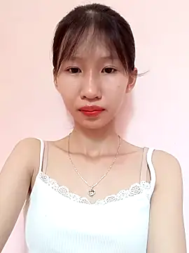Snapshot of Abi_girl12 chatting on July 2, 2026, 5:02 am Abi girl12 online show from July 2, 2026, 5:02 am