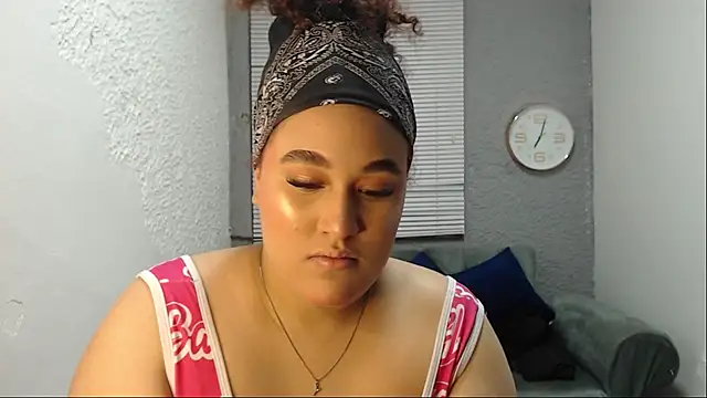 leilasosexy online show from June 8, 2026, 3:56 pm