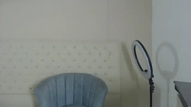 alexa   11 online show from June 20, 2026, 12:32 pm
