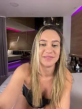 Snapshot of Betinhaalves chatting on June 21, 2026, 5:57 am Betinhaalves online show from June 21, 2026, 5:57 am