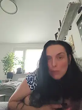 Snapshot of Cassia_Lux_Royal chatting on June 7, 2026, 7:19 pm Cassia Lux Royal online show from June 7, 2026, 7:19 pm