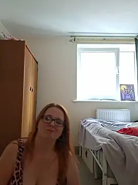 Snapshot of Naughtybutnicedaisy chatting on June 30, 2026, 1:22 pm Naughtybutnicedaisy online show from June 30, 2026, 1:22 pm