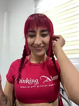 Snapshot of Juliethademon chatting on July 10, 2026, 12:16 pm Juliethademon online show from July 10, 2026, 12:16 pm