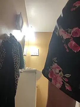 smoothkissx online show from March 13, 2025, 12:05 am