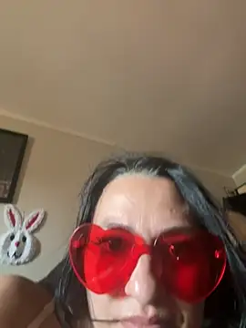 smoothkissx online show from March 10, 2026, 7:40 pm