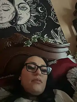 smoothkissx online show from February 1, 2025, 5:07 am