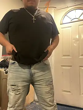 whitechocolatecandy1 online show from June 27, 2026, 2:06 am
