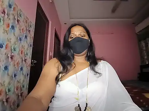 Meenakshy online show from June 17, 2026, 5:34 pm