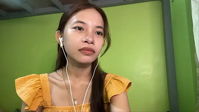 CharisseQuall online show from June 10, 2026, 2:35 am
