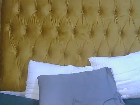 sweetcandyxxx24 online show from June 7, 2026, 3:56 am