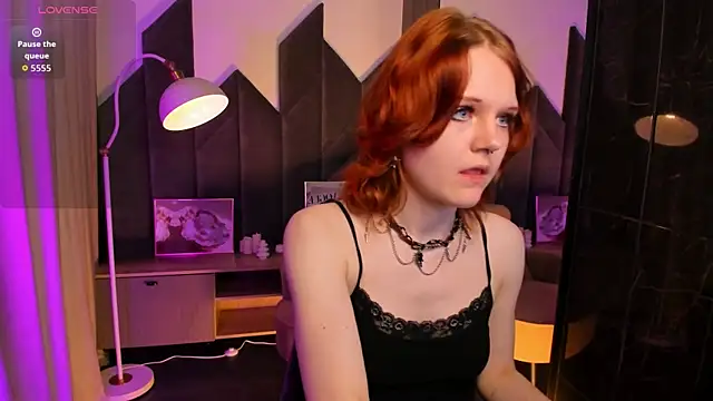 Goddess  Alice online show from June 25, 2026, 1:16 pm
