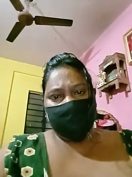 Snapshot of Sampa-hot-boudi chatting on July 6, 2026, 5:15 pm Sampa-hot-boudi online show from July 6, 2026, 5:15 pm