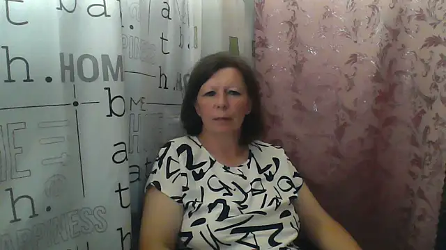 Snapshot of Schastlivaya43 chatting on June 11, 2026, 8:06 pm Schastlivaya43 online show from June 11, 2026, 8:06 pm