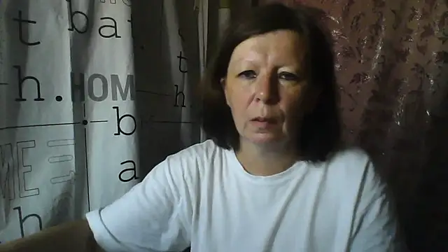 Snapshot of Schastlivaya43 chatting on June 12, 2026, 8:12 am Schastlivaya43 online show from June 12, 2026, 8:12 am