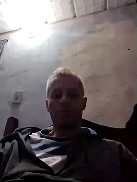 Snapshot of taradopauGGQ chatting on July 18, 2026, 10:35 am taradopauGGQ online show from July 18, 2026, 10:35 am