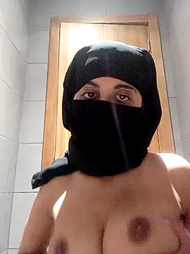 sara69sex online show from June 20, 2026, 6:46 pm