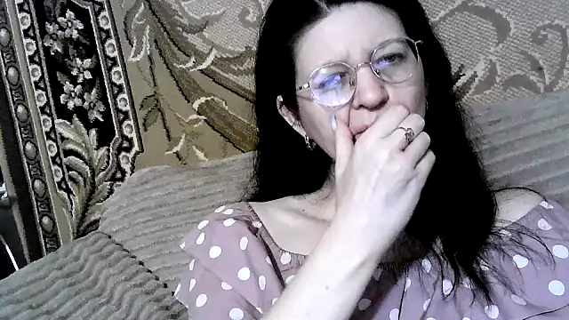 Snapshot of Dear_Annet chatting on July 13, 2026, 10:20 pm Dear Annet online show from July 13, 2026, 10:20 pm