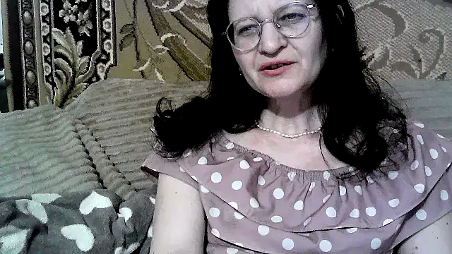 Snapshot of Dear_Annet chatting on June 6, 2026, 8:25 pm Dear Annet online show from June 6, 2026, 8:25 pm