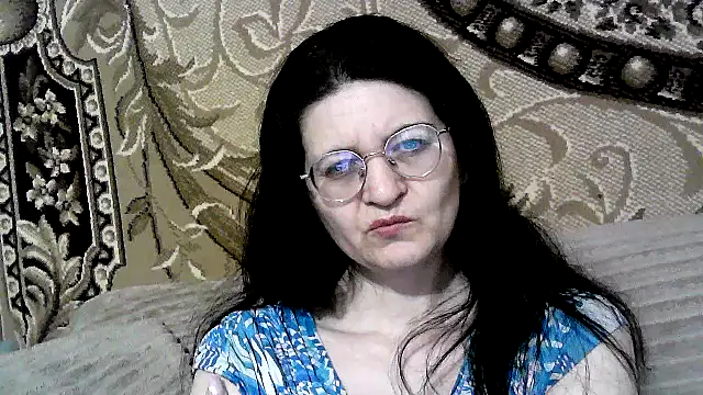Snapshot of Dear_Annet chatting on July 8, 2026, 8:09 pm Dear Annet online show from July 8, 2026, 8:09 pm