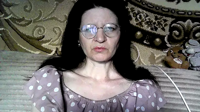 Snapshot of Dear_Annet chatting on June 8, 2026, 12:27 pm Dear Annet online show from June 8, 2026, 12:27 pm