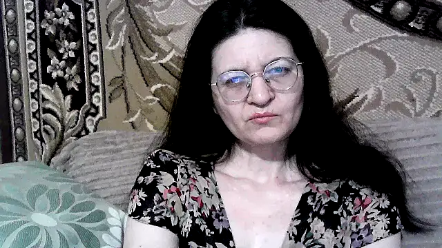 Snapshot of Dear_Annet chatting on July 18, 2026, 8:28 pm Dear Annet online show from July 18, 2026, 8:28 pm