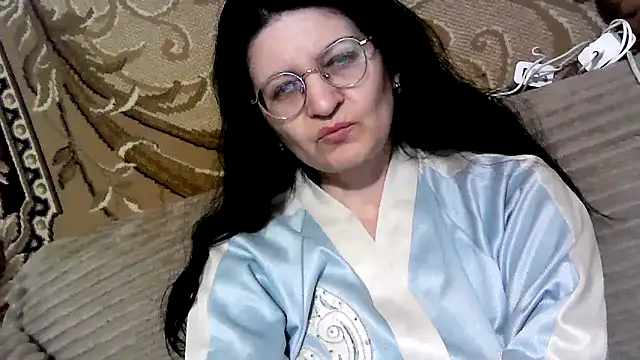 Snapshot of Dear_Annet chatting on June 21, 2026, 6:46 pm Dear Annet online show from June 21, 2026, 6:46 pm