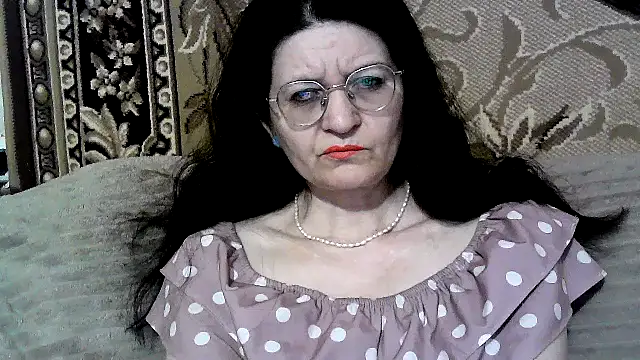Snapshot of Dear_Annet chatting on June 27, 2026, 8:48 pm Dear Annet online show from June 27, 2026, 8:48 pm